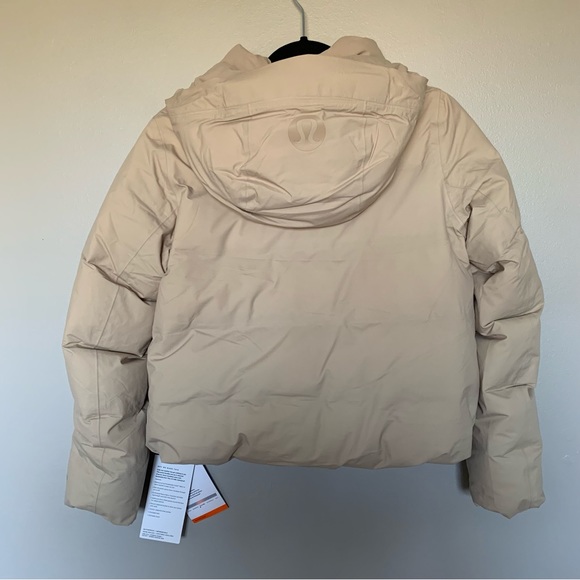 Lululemon Slush Hour Hooded Jacket
Trench - Picture 10 of 12